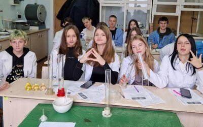 Учні ліцею “Борисфен” в гостях у кафедри технології неорганічних речовин та екології ННІ УДХТУ