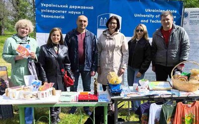 Участь представників приймальної комісії УДУНТ в благодійному ярмарку організованому ОТГ міста Перещепино