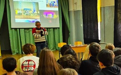 Зустріч представників ННІ ПДАБА з учнями Центру профільного навчання та дитячої творчості у м.Вільногірську